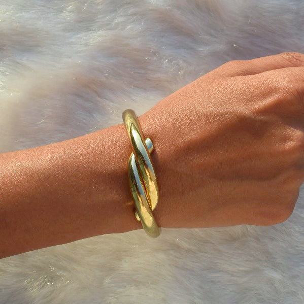 Twist Bracelet