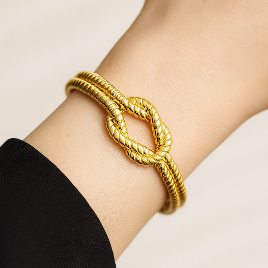 Eterna Knot Bracelet
