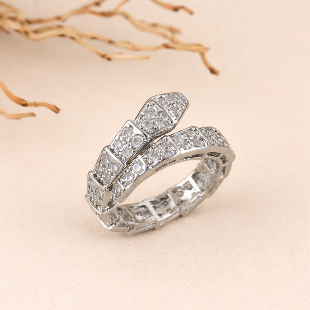 Serpenti Ring