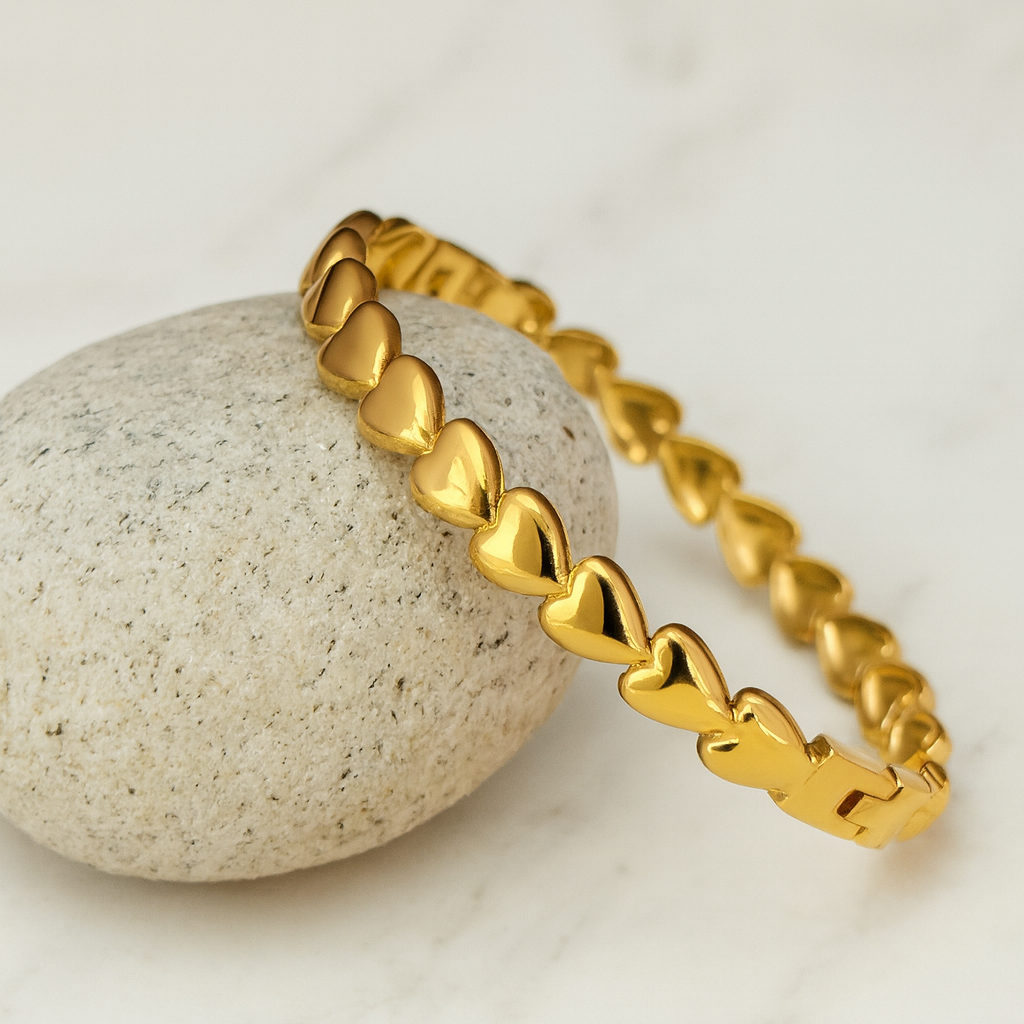 Golden Hearts Bracelet