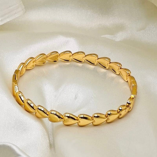 Golden Hearts Bracelet