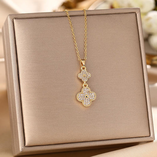 Clover Pendant Necklace