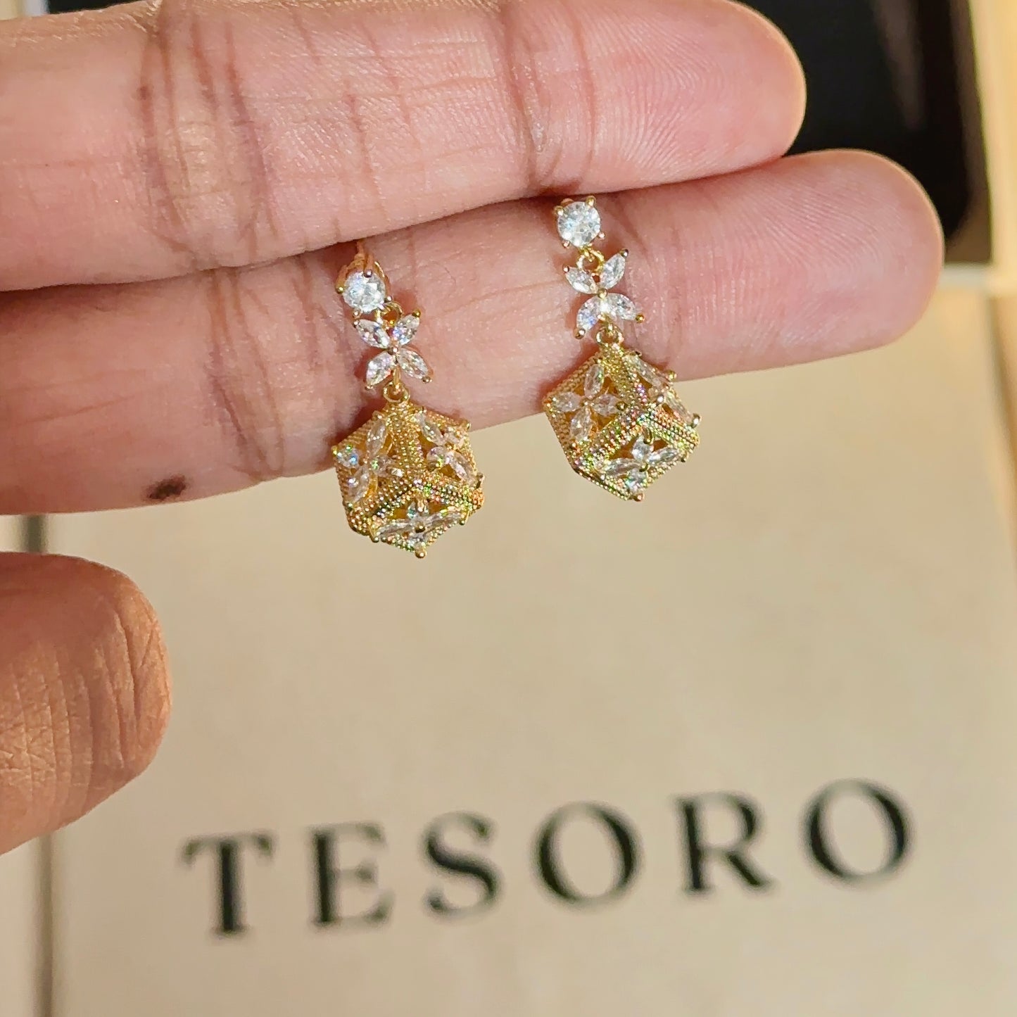Elara Drop Earrings