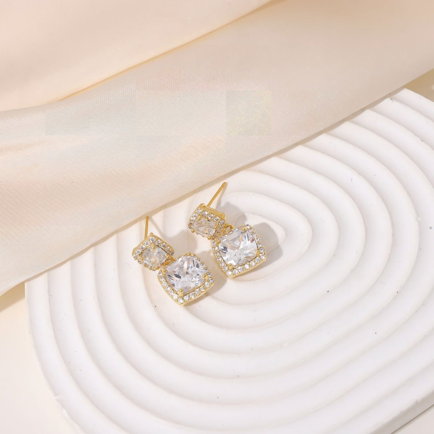 Valora Cushion Drops