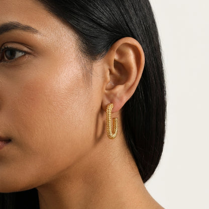 Stormi Half Hoops