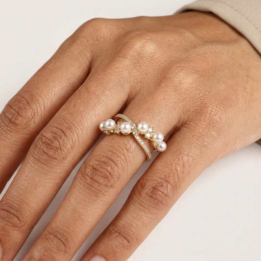 Pearl Criss Cross Ring
