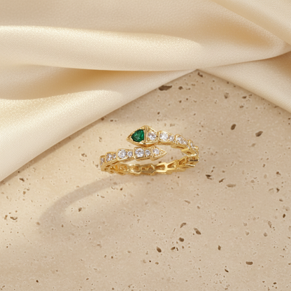 Emerald Serpenti Ring